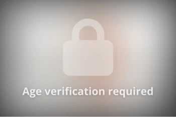 Pornstar Ash Hollywood